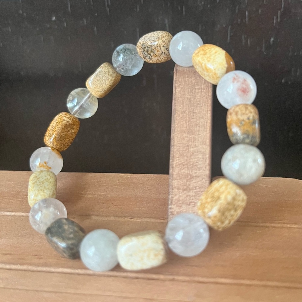Lodolite Garden Quartz Natural Stone Crystal 10mm Bead Stretch Bracelet